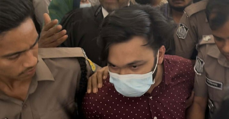 আরেক মামলায় গ্রেপ্তার দেখানো হলো কনটেন্ট ক্রিয়েটর আর এস ফাহিমকে