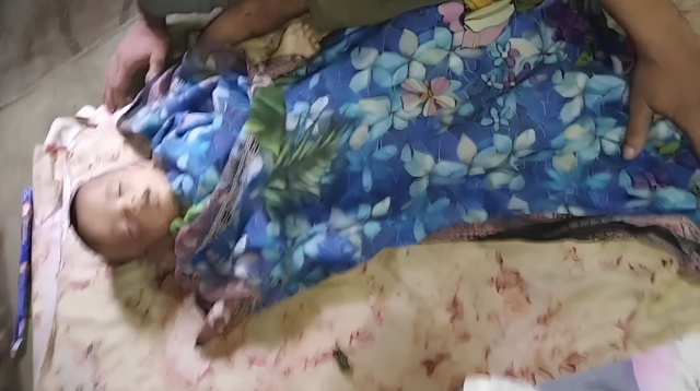 ভারী বর্ষণে চট্টগ্রামে পাহাড় ধসে এক শিশুর মৃত্যু