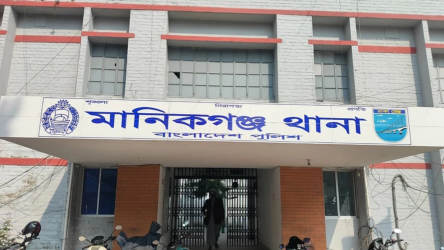 মানিকগঞ্জে পৃথক দুই ঘটনায় মা-শিশুসহ ৩ জনকে কুপিয়ে হত্যা