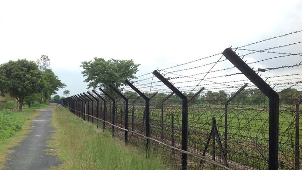 বড়লেখা সীমান্তে বিজিবির গুলিতে ভারতীয় চোরাকারবারি আহত