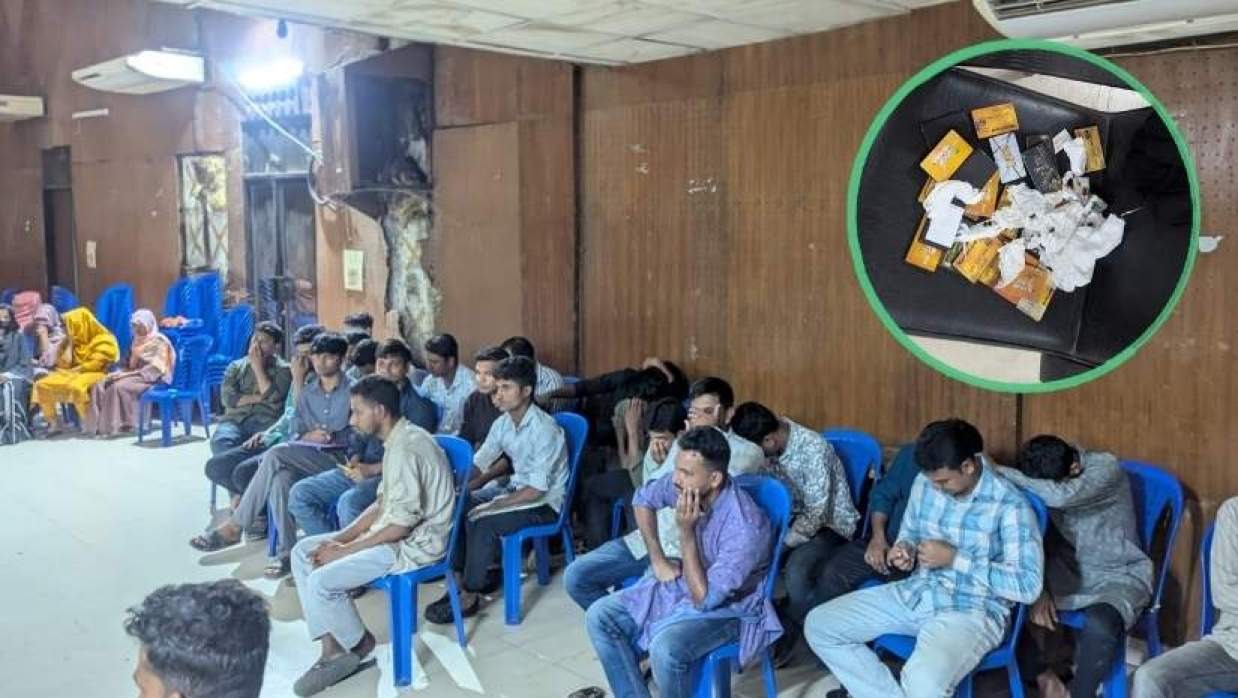 নিয়োগ পরীক্ষায় জালিয়াতি, ঢাকা কলেজ কেন্দ্রে আটক ৫০ পরীক্ষার্থী