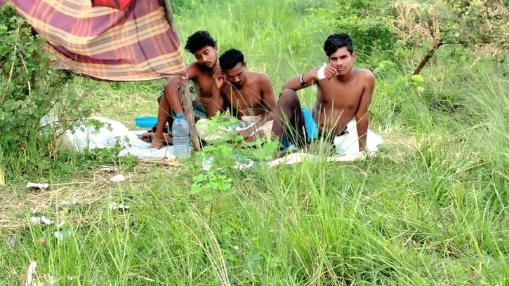 সীমান্তের শূন্যরেখায় ১৭ দিন আটকে থাকার পর নিখোঁজ সেই ৩ যুবক