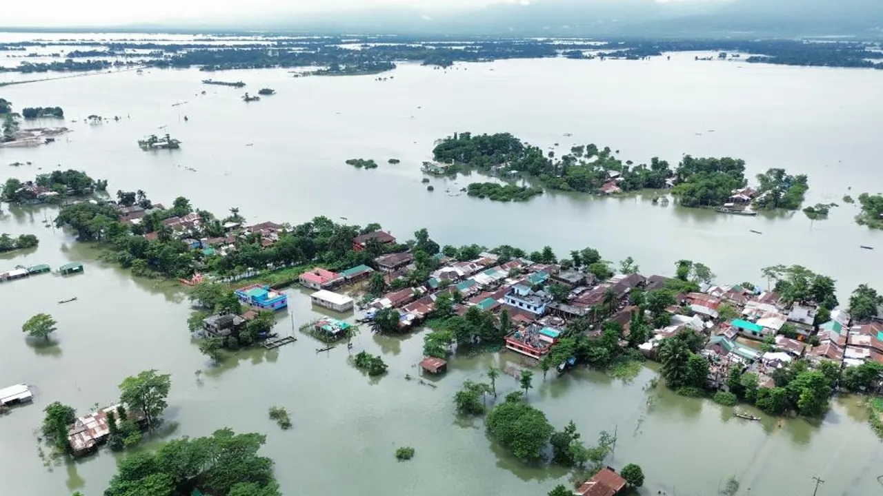 জুলাইয়ে ভারি বৃষ্টিতে দেশের ৩ অঞ্চলে বন্যার পূর্বাভাস