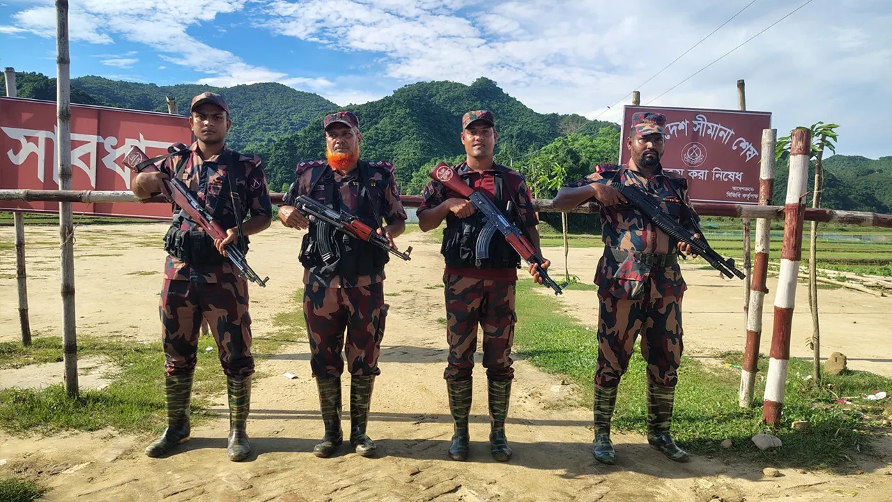 ‘পুশইন’ প্রতিরোধে সীমান্তে সর্বোচ্চ সতর্কতায় বিজিবি