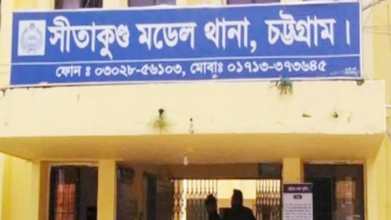 চুরি করতে গিয়ে গৃহবধূকে ধর্ষণের চেষ্টা, ভিডিও ধারণ করে ব্ল্যাকমেইল