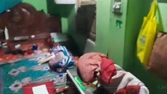 নিষিদ্ধঘোষিত ছাত্রলীগের মিছিলের পর নাটোরে তিন নেতার বাড়িতে ভাঙচুর