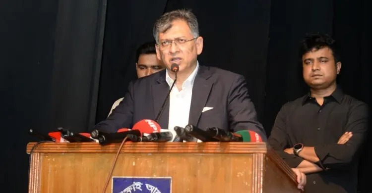 শেখ হাসিনার আত্মসমর্পণের সুযোগ নেই, গ্রেফতারের পর রায় কার্যকর-স্বরাষ্ট্রমন্ত্রী