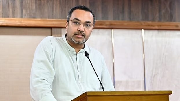 এইচএসসি পরীক্ষা নিয়ে সরকারের ৫ উদ্যোগের কথা জানালেন প্রধানমন্ত্রীর উপদেষ্টা মাহদী আমিন
