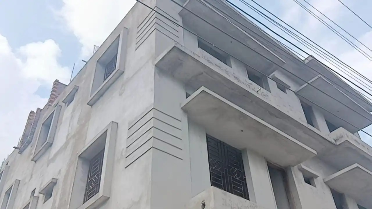 নির্মাণাধীন ভবনে বিদ্যুৎস্পৃষ্টে দুই শ্রমিকের মৃত্যু