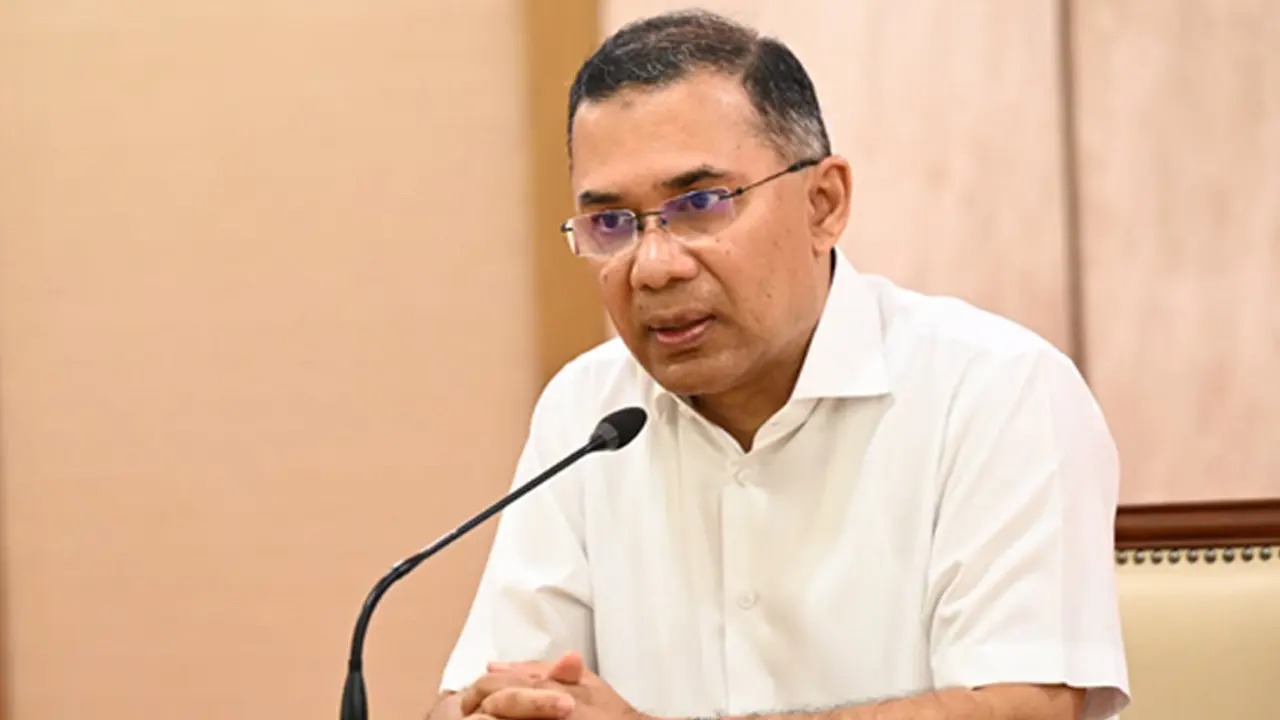 শহীদদের আকাঙ্ক্ষা পূরণে সরকার অঙ্গীকারবদ্ধ: প্রধানমন্ত্রী