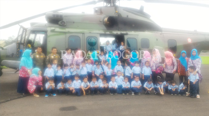 Unduh 6000 Koleksi Gambar Helikopter Anak Tk  HD