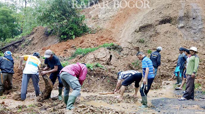 Bencana Longsor Paling Tinggi | RADAR BOGOR | Berita Bogor ...