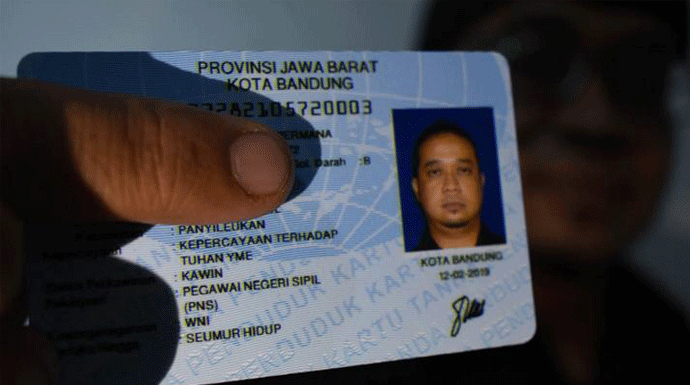 Pertama di Jawa Barat Pemkot Bandung  Terbitkan KTP  untuk 