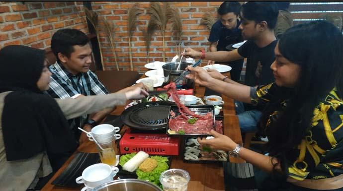 Makan Shabu Dihitung Per Gram Di Resto Shabugram Radar