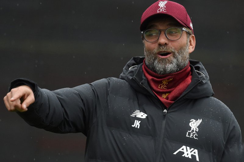 Manajer Liverpool Juergen Klopp saat memimpin sesi latihan timnya.