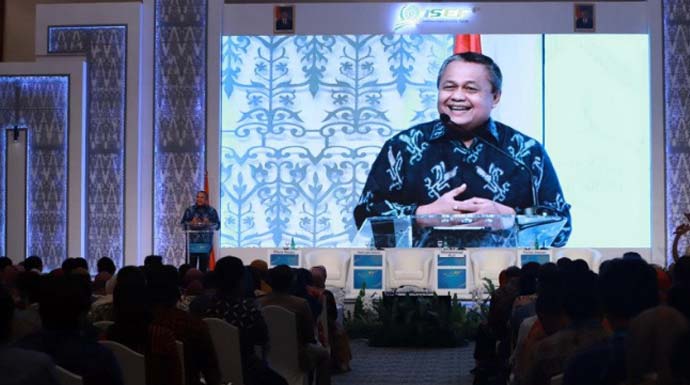 Gubernur Bank Indonesia (BI) Perry Warjiyo pada Konferensi INHALIFE dalam rangkaian Indonesia Sharia Economic Festival (ISEF) 2019 di Jakarta, Kamis (14/12). (Dokumentasi BI)