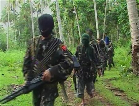 Kelompok separatis Abu Sayyaf kembali menculi lima warga negara Indonesia di perairan Malaysia. Sebelumnya para milisi itu juga menculik tiga WNI namun berhasil dibebaskan militer Filipina. (istimewa)