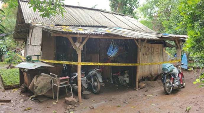 Lokasi penganiayaan keluarga Sumitro di Jalan Raya Curug, RT 1/RW 6, Kelurahan Curug, Kecamatan Bojongsari, Kota Depok. (Fadhil Al Birra/JawaPos.com)