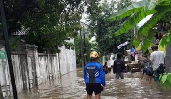 Genangan Banjir  di Cekungan Babelan BPBD Bekasi  Lakukkan 