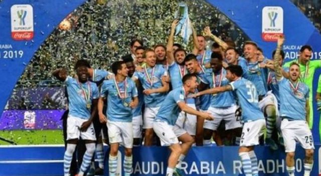 Lazio juara Piala Super Italia usai mengalahkan Juventus, Minggu (22/12). (BBC)