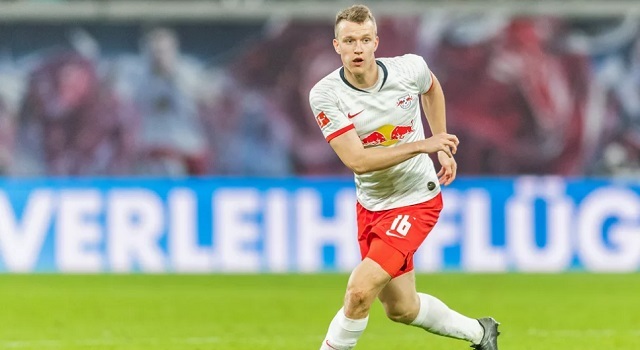 Bek sayap RB Leipzig, Lukas Klostermann.