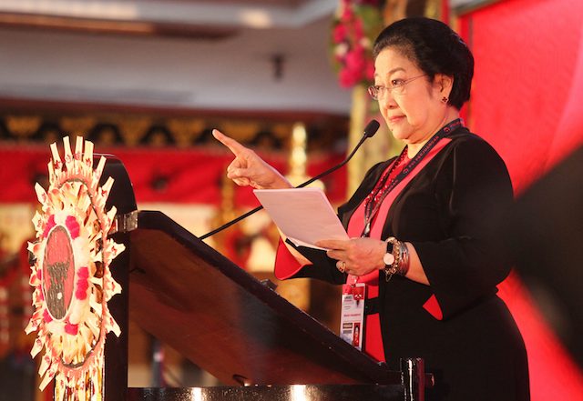 Megawati Soekarnoputri menegaskan bahwa Monas adalah cagar budaya. Ketua Umum PDIP tersebut mempertanyakan kenapa Formula E enggak di tempat lain (Raka Deny/Jawa Pos)