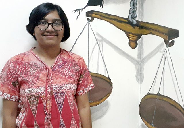 Direktur Yayasan Lembaga Bantuan Hukum Indonesia (YLBHI) Asfinawati. (Syahrul Yuniar/Jawa Pos)