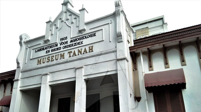 Museum-Tanah