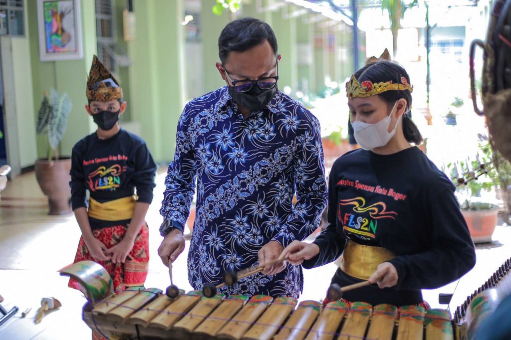 Grup Musik Tradisional SMPN 1 Bogor