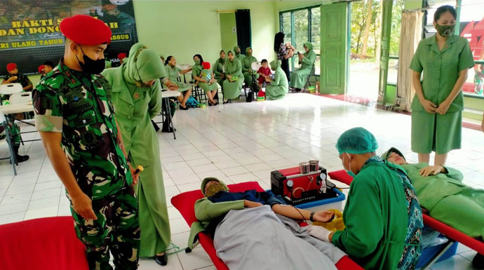 Hut Ke 70 Kopassus Gelar Bakti Sosial Dan Donor Darah