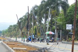Proyek pembangunan Pedestrian di Alternatif Sentul, Cibinong, Kabupaten Bogor. pembangunan pedestrian tersebut yang meyeret Bupati Non Aktif Ade Yasin tersangkut kasus suap BPK Jabar. Foto : Hendi