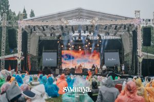 Perhelatan acara festival musik bertajuk SWARAYA dihelat selama 3 hari, sejak hari ini, Jumat (24/6/2022) hingga Minggu (26/6/2022) di dalam area Kebun Raya Bogor.