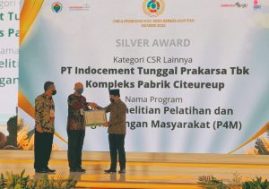 Indocement Raih Dua Penghargaan CSR dan PDB Awards 2022