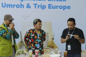 Apresiasi Mitra Bisnis, Esteh Indonesia Bagikan Tiket Umrah Gratis dan Liburan ke Eropa