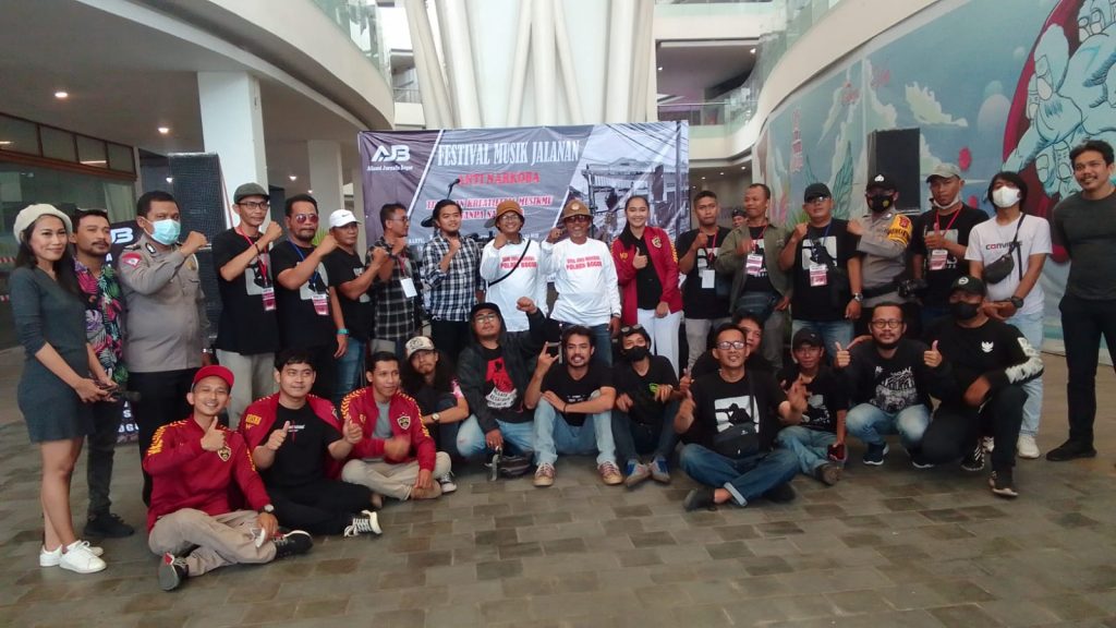 Kolaborasi Dengan Satnarkoba Polres Bogor, AJB Gelar Festival Musik Jalanan Anti Narkoba