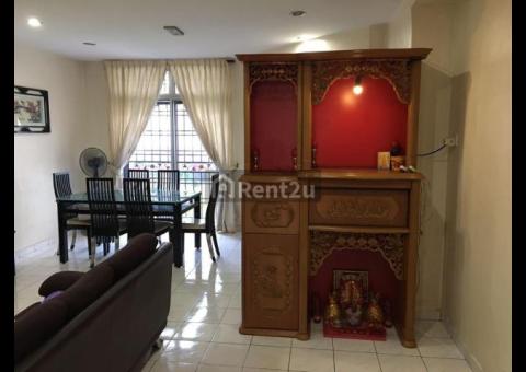 Double storey house for rent in Bukit Indah