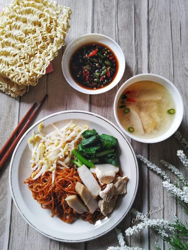 Cara Masak Mee Wantan Kicap - Hans Cooking Recipes