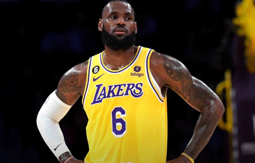 Here Comes The King Lebron James Is Reportedly Joining Team USA At