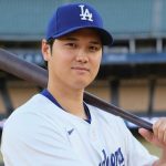Ohtani helps Dodgers to victory against Giants 