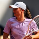 Iga Swiatek adds former coach of Naomi Osaka to her team