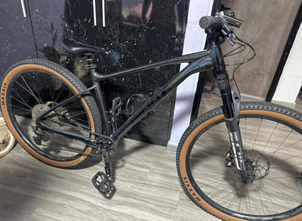 Giant | Togoparts Rides