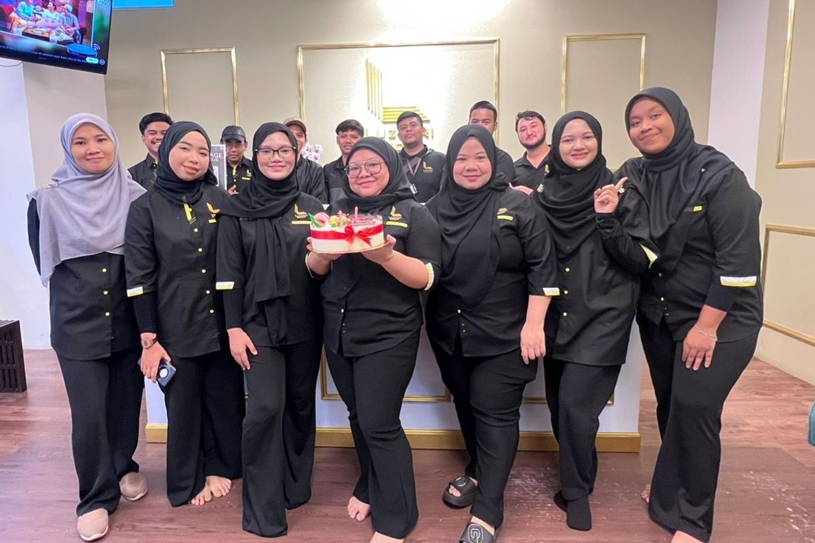 LUZZERI GROUP SDN BHD image 1