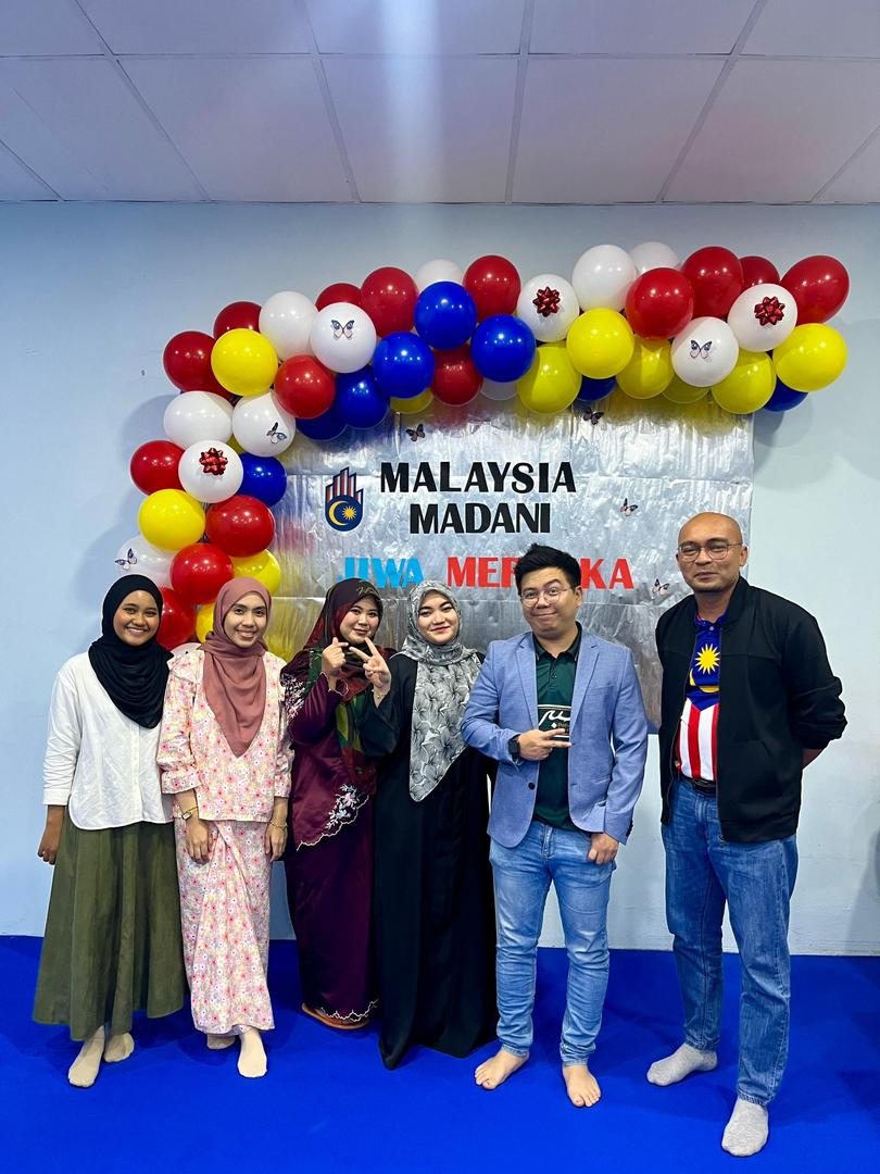 AMR GROUP image 3