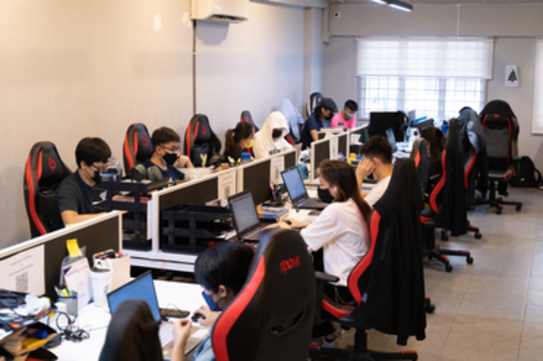 Gamers Hideout image 3