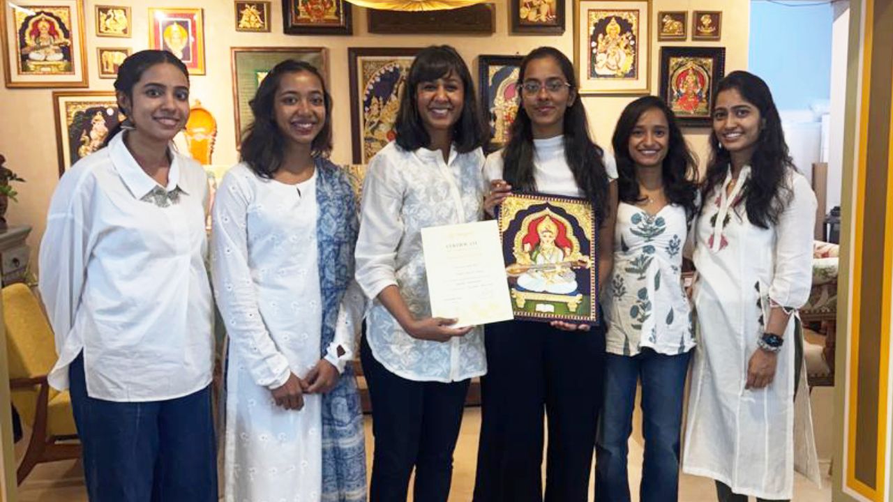 What It’s Really Like to Learn Saraswati Tanjore Painting in a Studio: Inside Our Students’ Journey