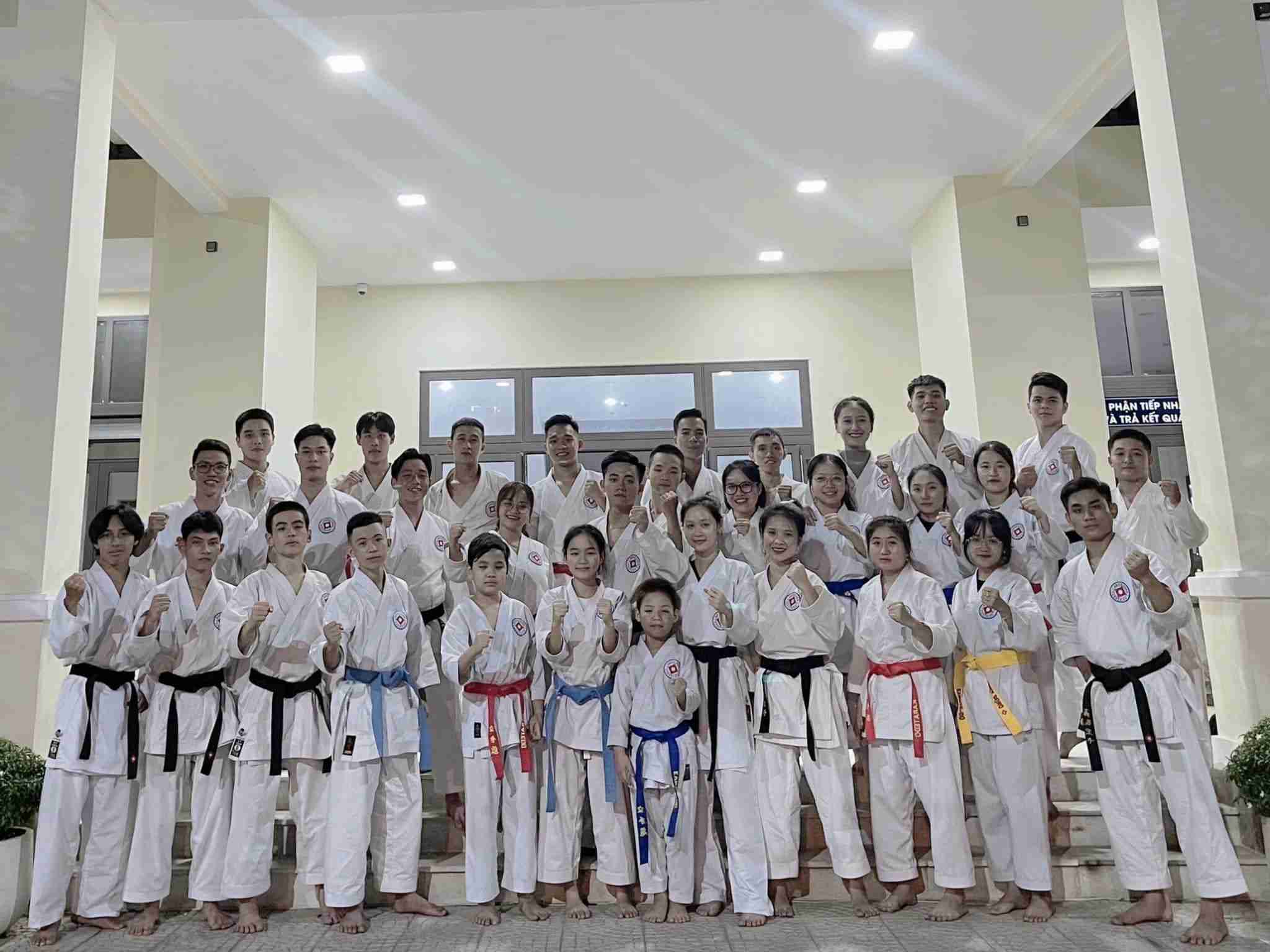 Clb Karate Đh Duy Tân địa chỉ học võ uy tín