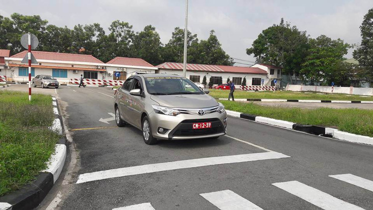 trung tâm đào tạo lái xe Hà Nội
