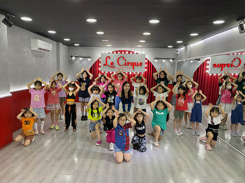 Lớp học nhảy cho bé ở Hà Nội