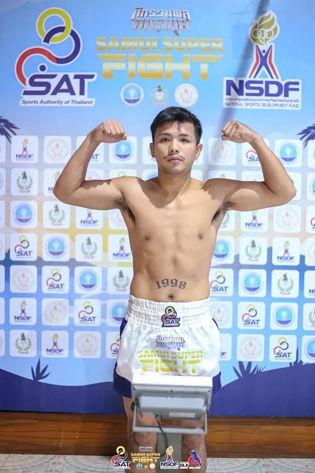 Wech Pinyo Muay thai photo 12
