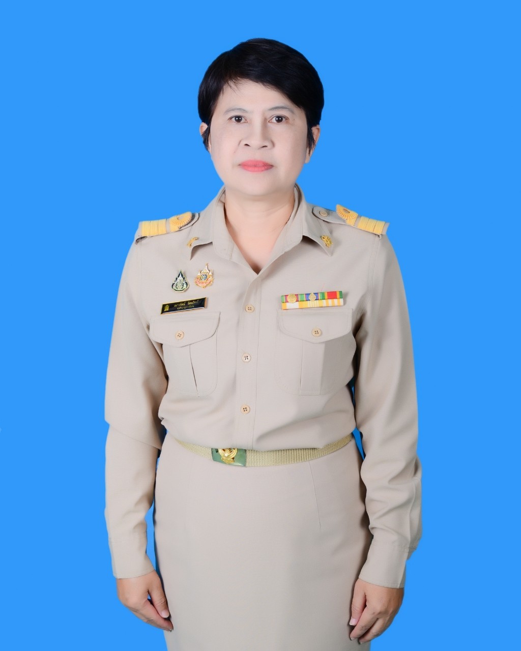 นางเนาวรัตน์ รัตนวิทย์